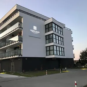 Westin House No 407 Apartament